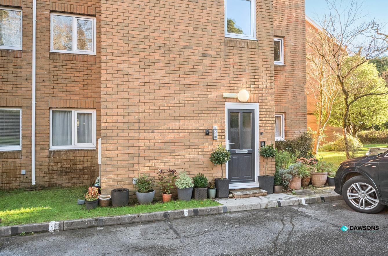 Roman Court, Blackpill, Swansea, SA3 5BL